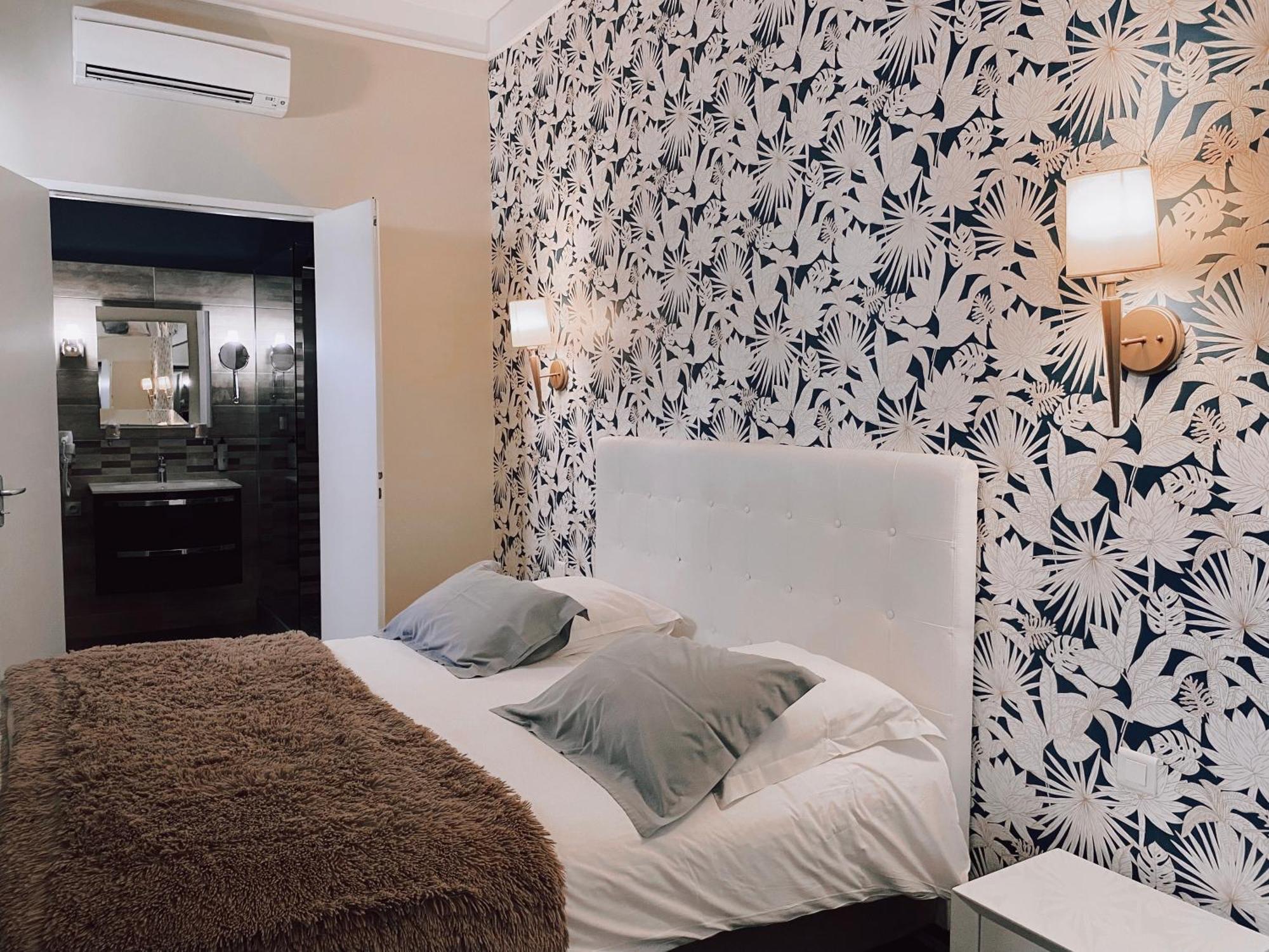 Royal Hotel Nimes Ruang foto