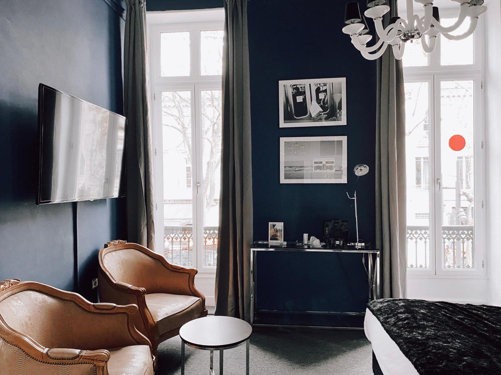 Royal Hotel Nimes Ruang foto